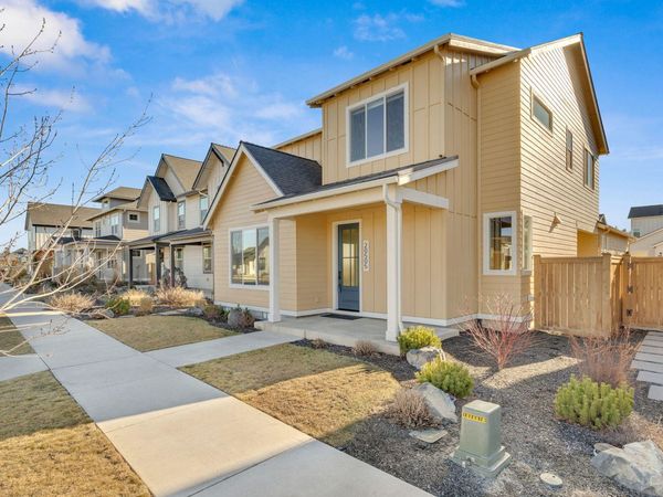 20505 Aberdeen Drive, Bend, OR 97702