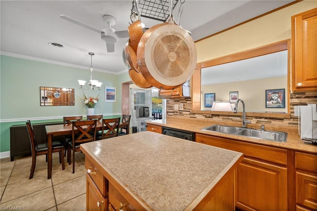 1280 22nd Ave N, Naples, FL 34103 Photo