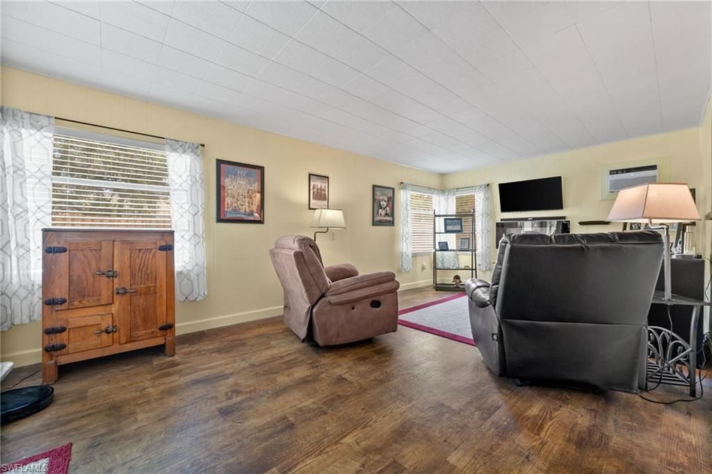 1280 22nd Ave N, Naples, FL 34103 Photo