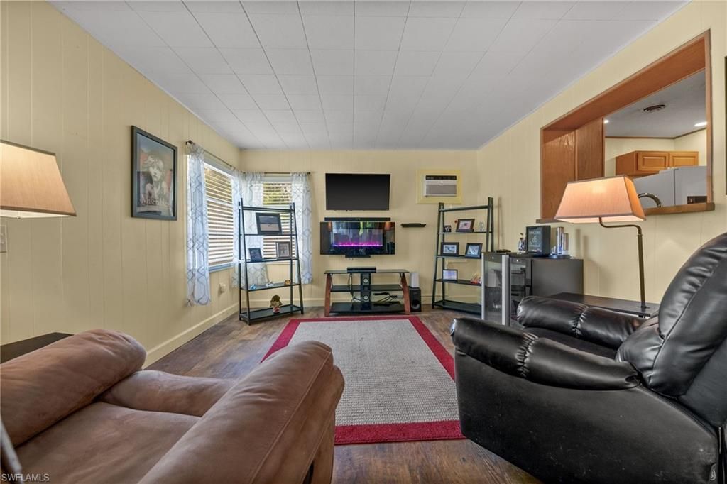 1280 22nd Ave N, Naples, FL 34103 Photo