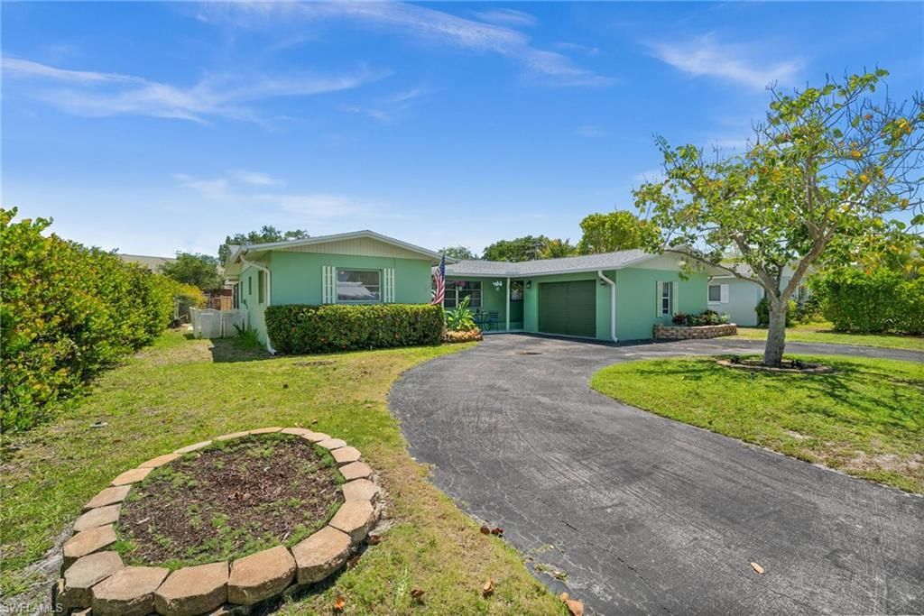 1280 22nd Ave N, Naples, FL 34103 Photo