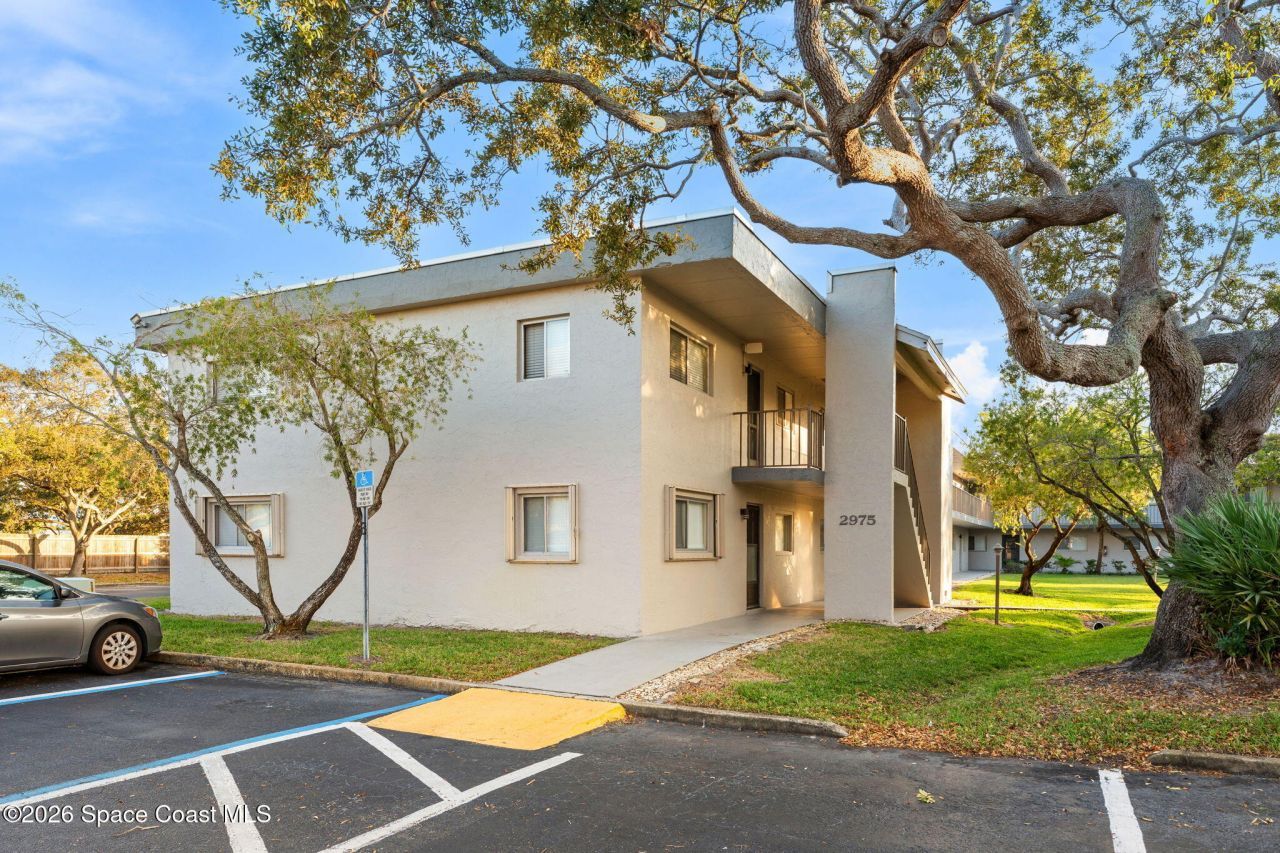 2975 Thrush Drive, Unit 129, Melbourne, FL 32935 Photo