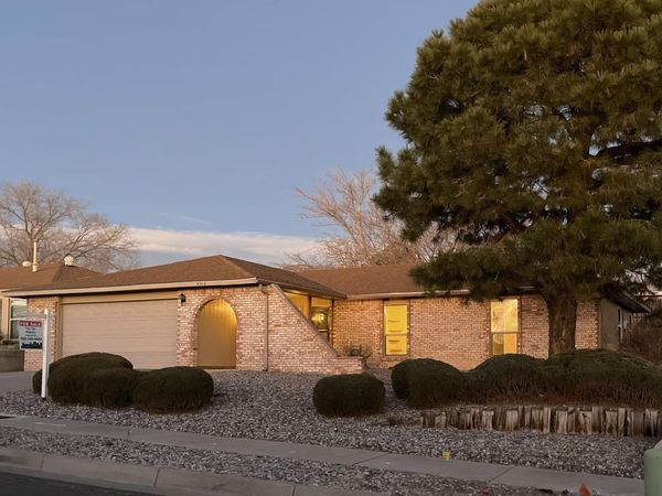5312 Revi Don Drive NE, Albuquerque, NM 87111