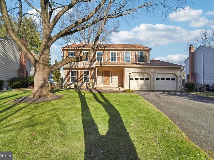216 Bookham Lane, Gaithersburg, MD 20877 Main Photo