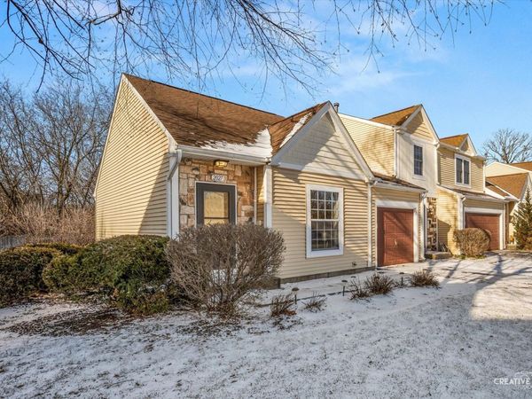 2027 Teton Parkway, Algonquin, IL 60102