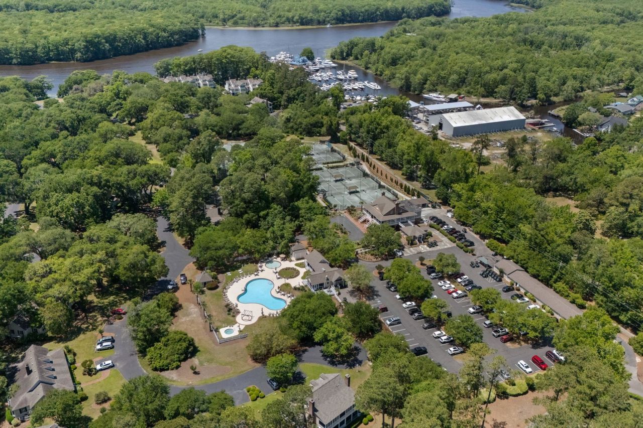 3030 Oak Grove Bend Photo 30