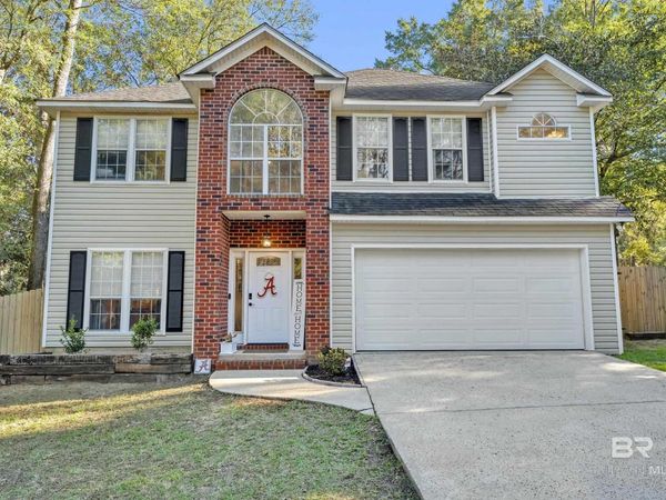 515 Parkwood Avenue, Daphne, AL 36526