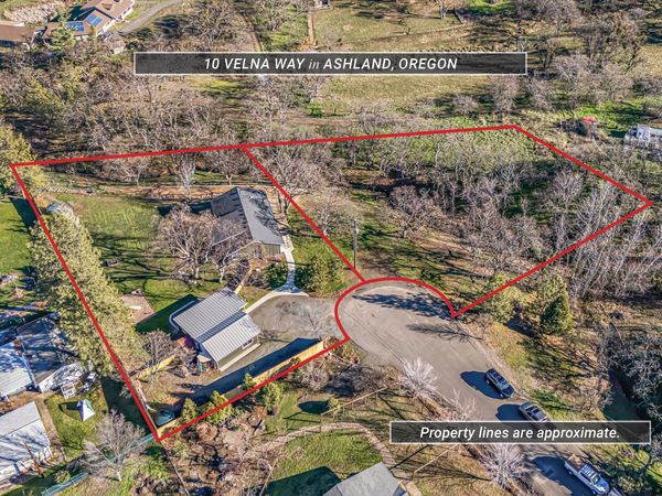 10 Velna Way, Ashland, OR 97520