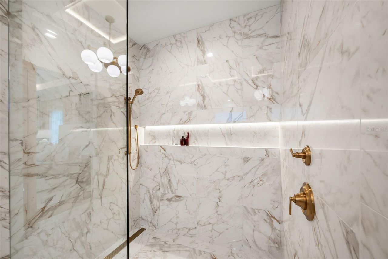 8380 Sea Glass Court, Sarasota, FL 34240 Photo