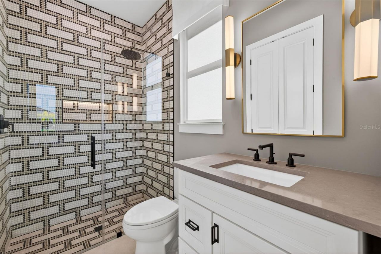 8380 Sea Glass Court, Sarasota, FL 34240 Photo