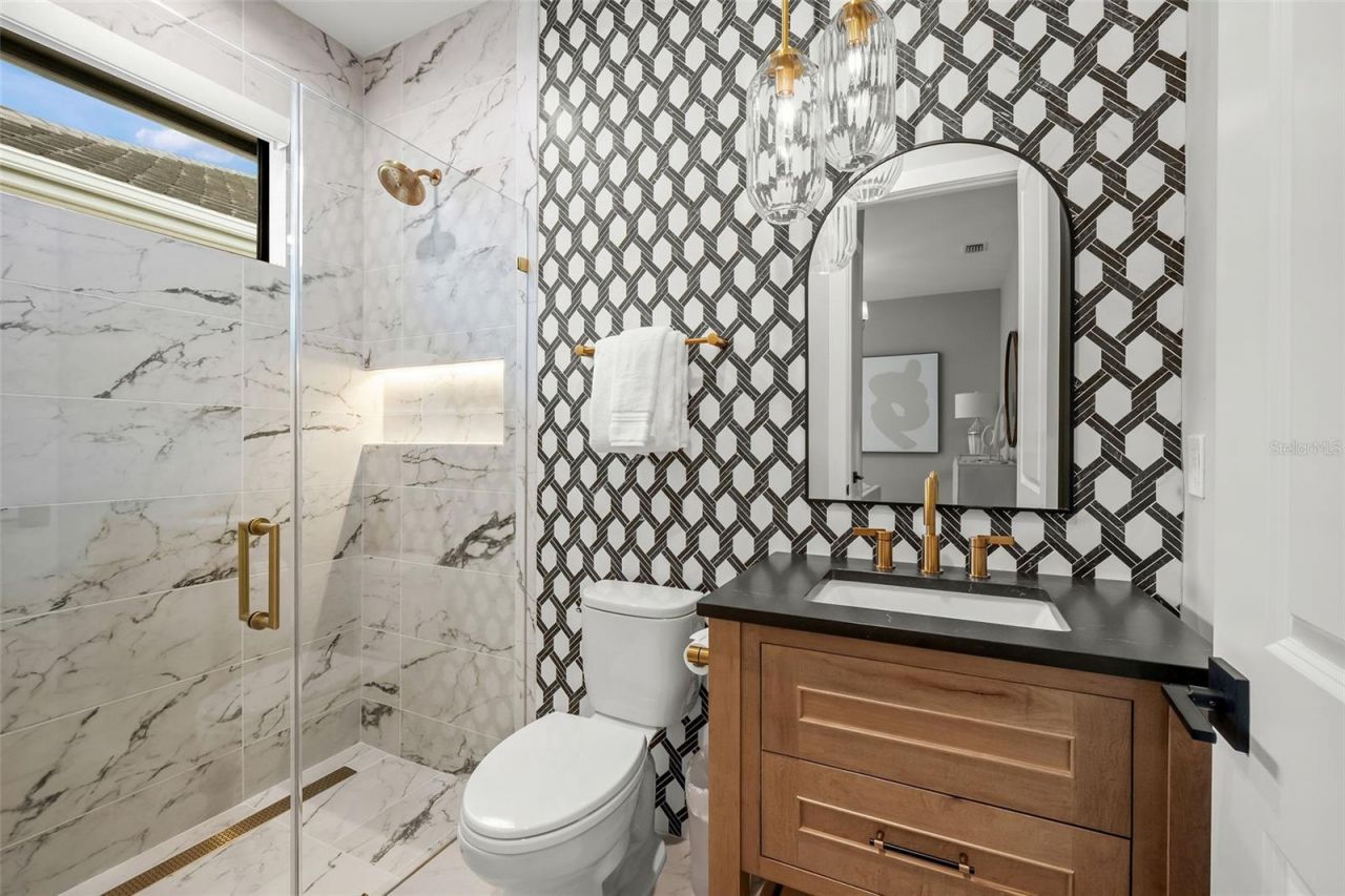 8380 Sea Glass Court, Sarasota, FL 34240 Photo