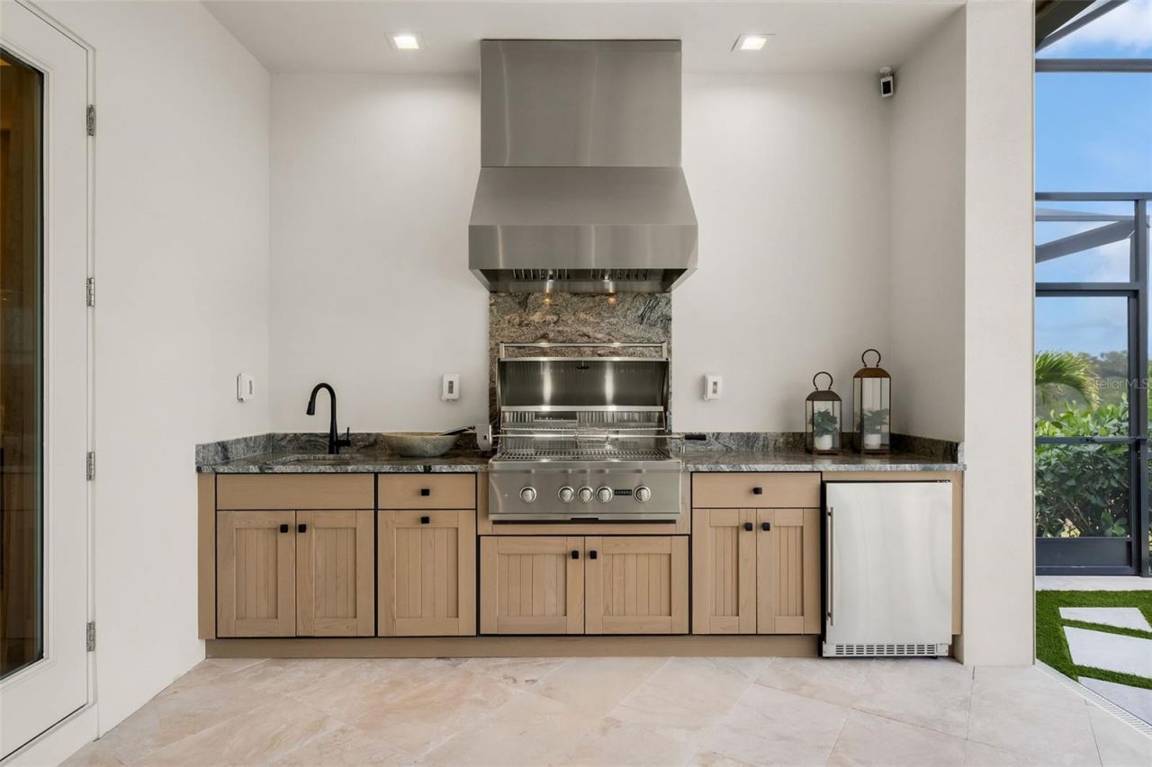 8380 Sea Glass Court, Sarasota, FL 34240 Photo