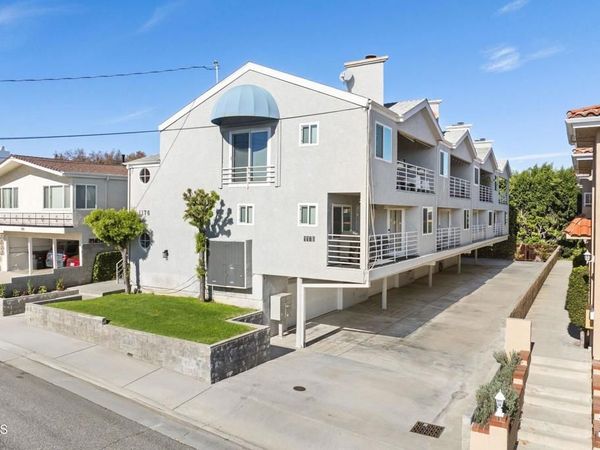 1176 W 7th Street, Unit 4, San Pedro, CA 90731