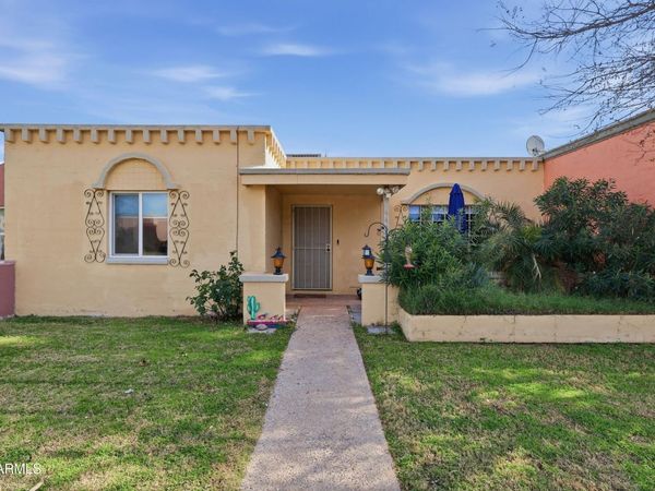 443 N HOBSON Plaza, Mesa, AZ 85203