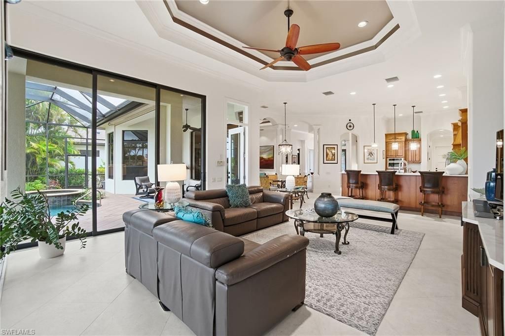 6891 Lakewood Isle Dr, Fort Myers, FL 33908 Photo