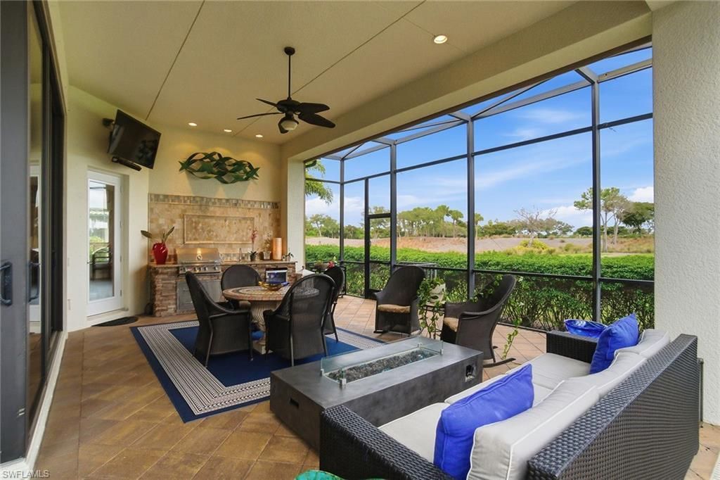 6891 Lakewood Isle Dr, Fort Myers, FL 33908 Photo
