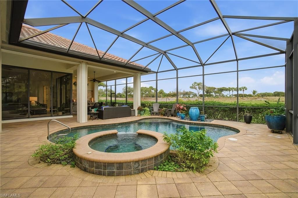 6891 Lakewood Isle Dr, Fort Myers, FL 33908 Photo