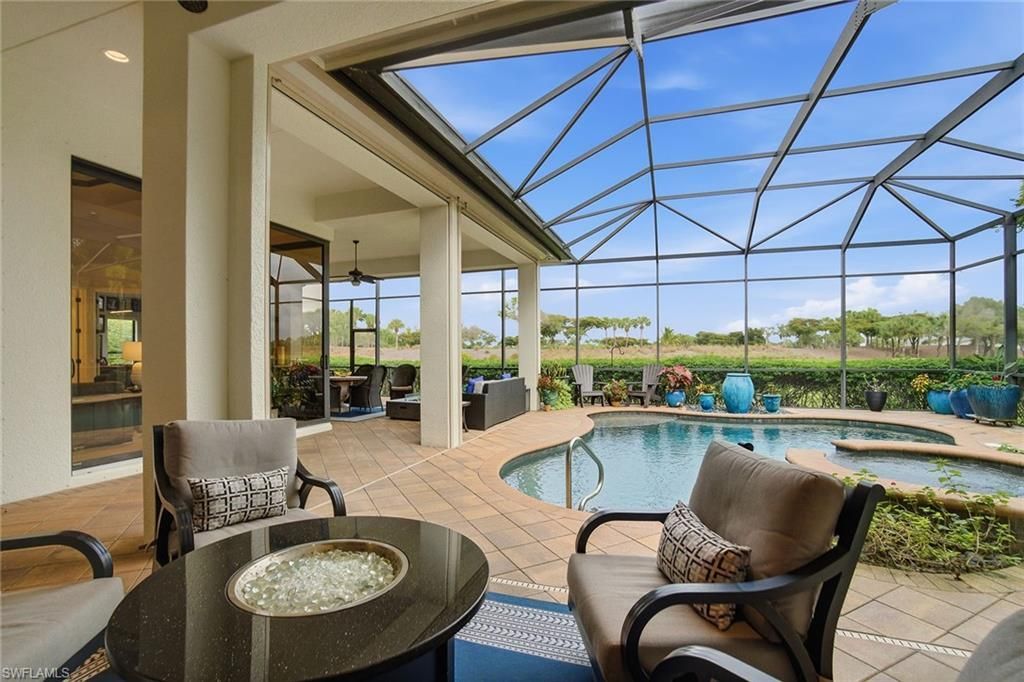 6891 Lakewood Isle Dr, Fort Myers, FL 33908 Photo