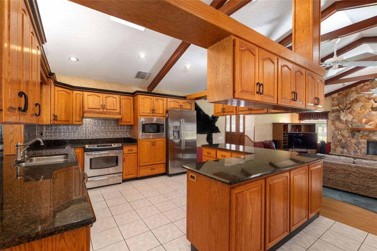 10880 NW 160th Avenue, Morriston, FL 32668 Photo