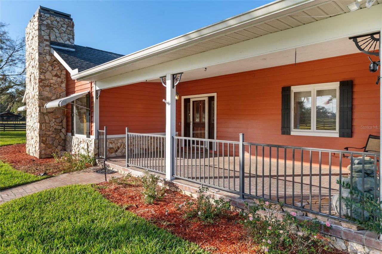 10880 NW 160th Avenue, Morriston, FL 32668 Photo