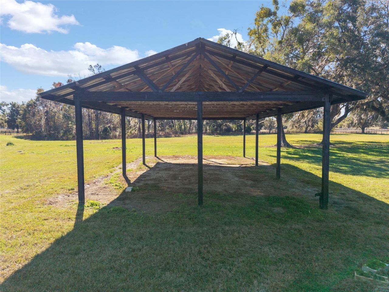 10880 NW 160th Avenue, Morriston, FL 32668 Photo