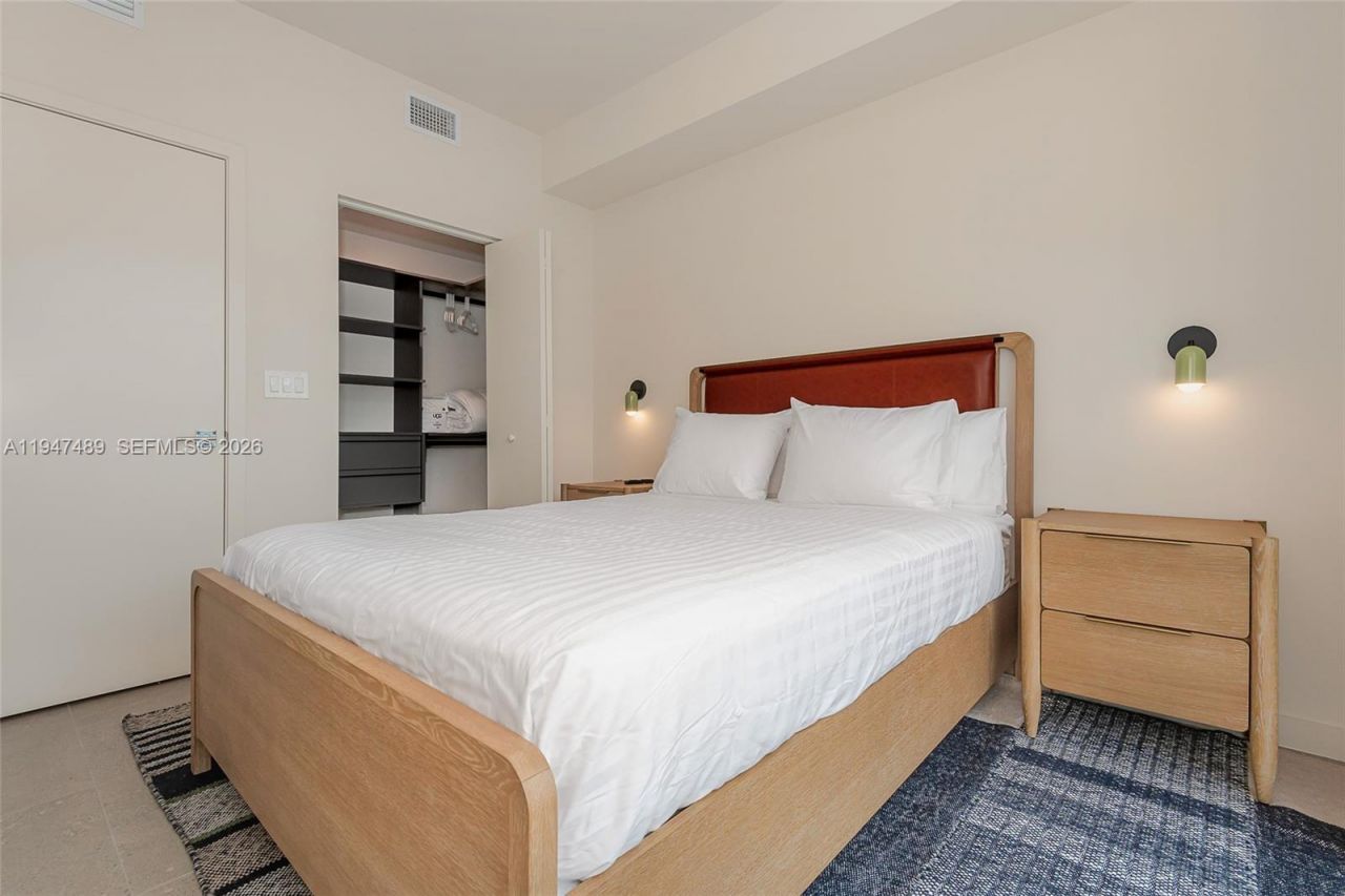 11 NE 6 St , Unit 814, Miami, FL 33132 Photo