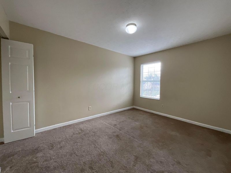 242 Monarch Drive, Pataskala, OH 43062 Photo 10