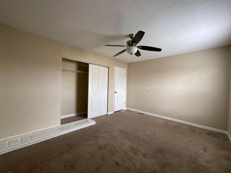 242 Monarch Drive, Pataskala, OH 43062 Photo 13