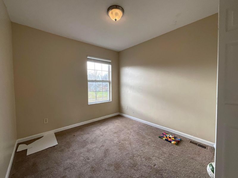 242 Monarch Drive, Pataskala, OH 43062 Photo 9