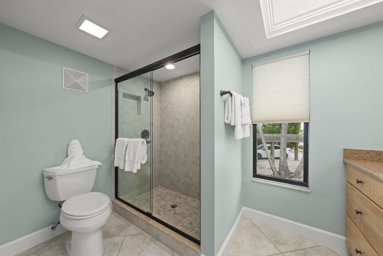 Beach Home, Unit 6, Captiva, FL 33924 Photo