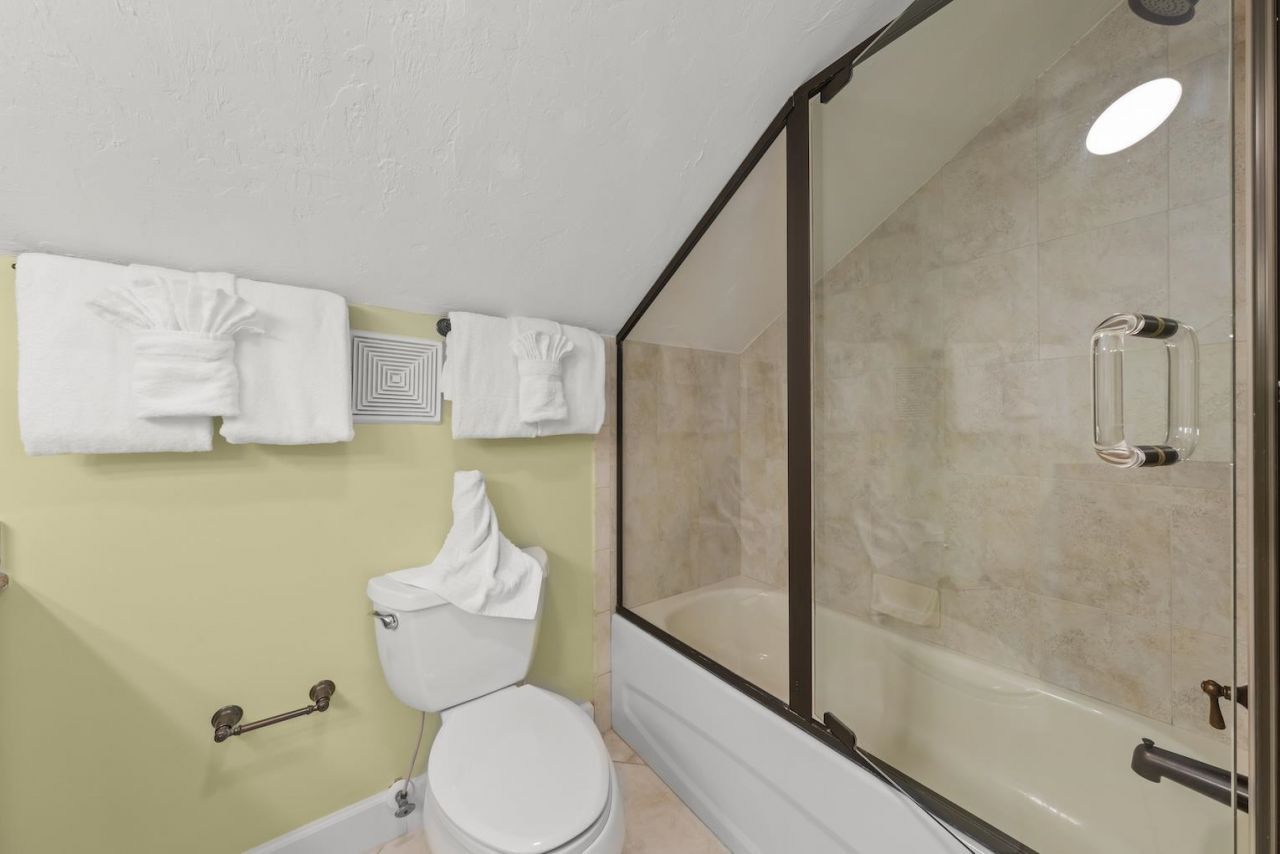 Beach Home, Unit 6, Captiva, FL 33924 Photo