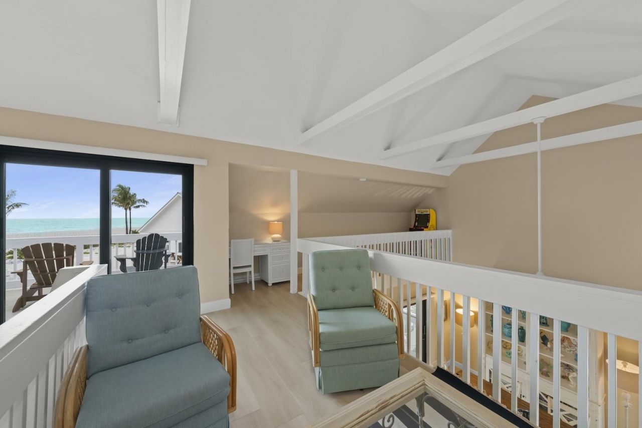 Beach Home, Unit 6, Captiva, FL 33924 Photo