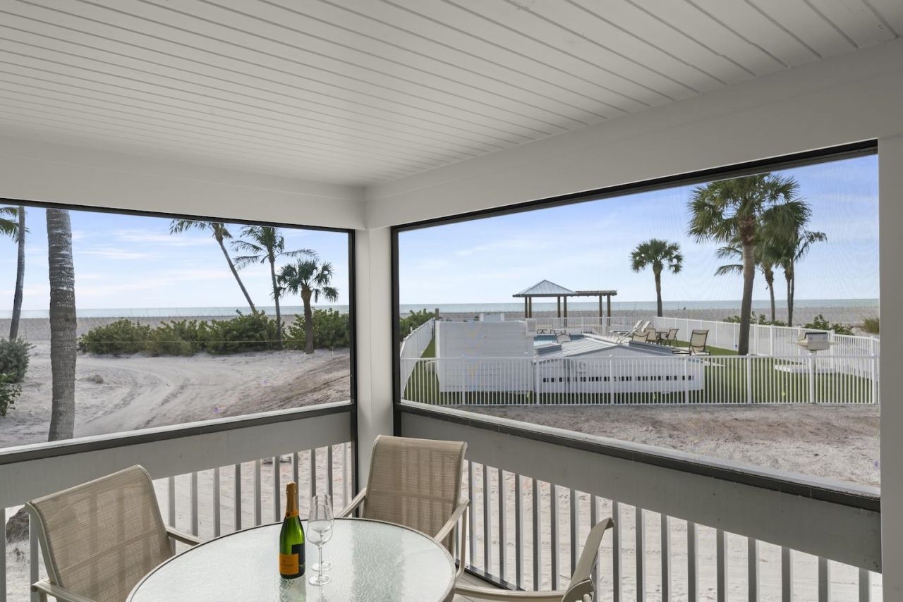 Beach Home, Unit 6, Captiva, FL 33924 Photo