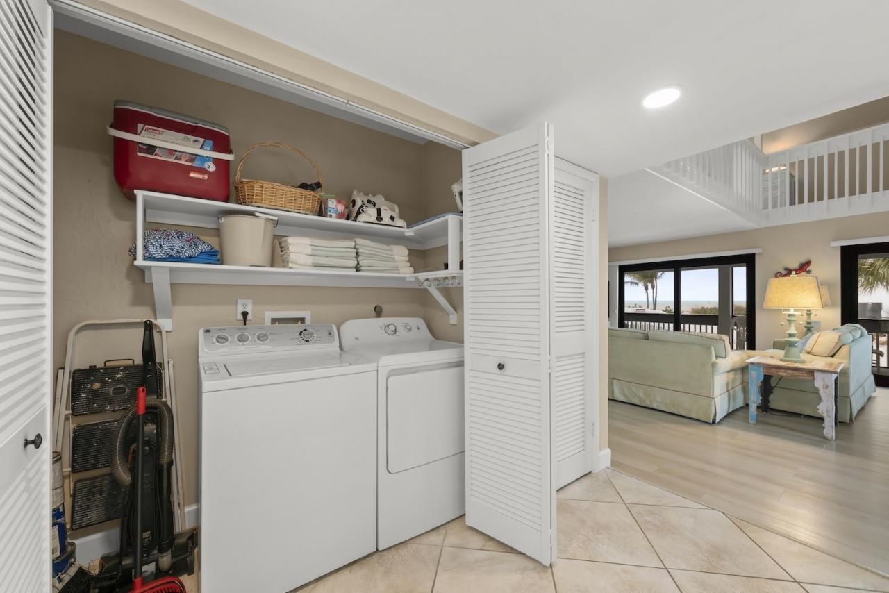 Beach Home, Unit 6, Captiva, FL 33924 Photo
