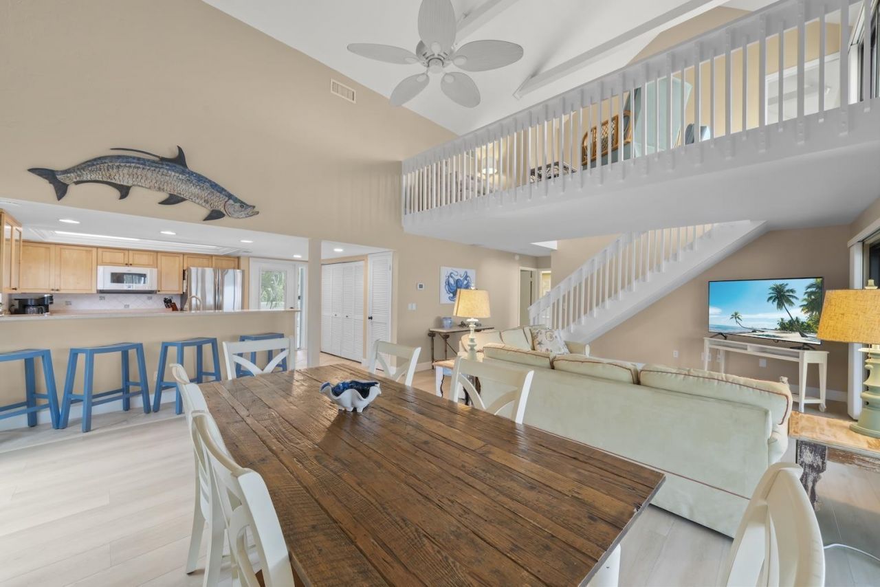 Beach Home, Unit 6, Captiva, FL 33924 Photo
