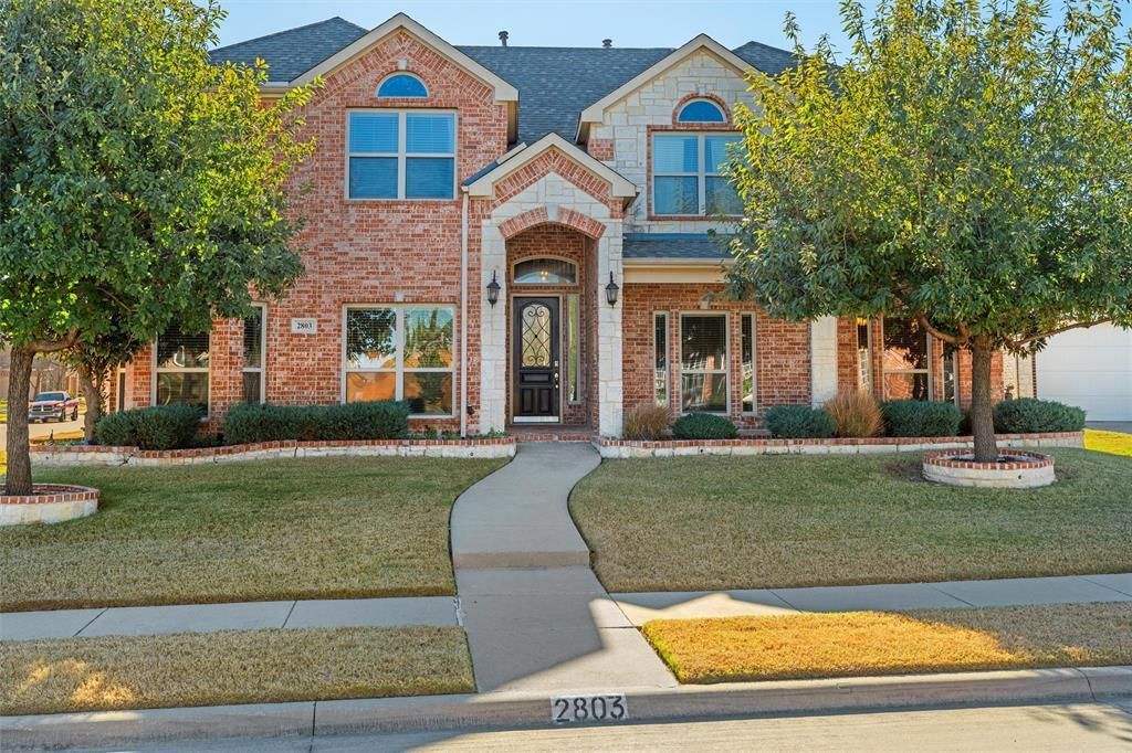 2803 Pino, Grand Prairie, TX 75054 Main Photo