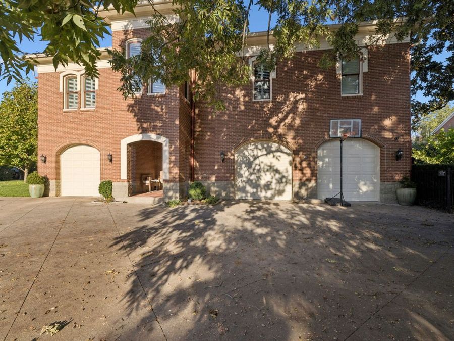 Property Image 94