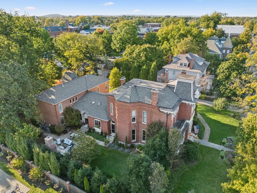 Property Image 100