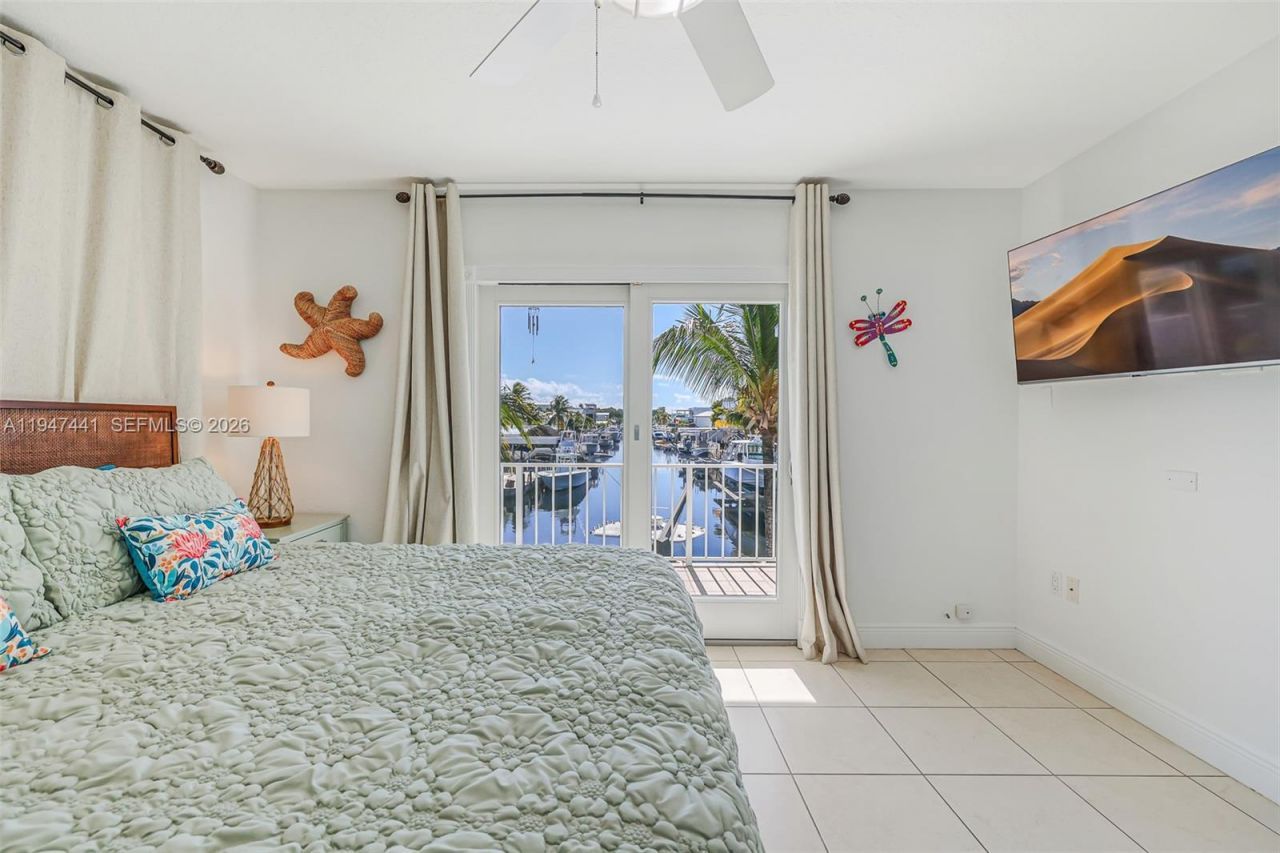 21 Mangrove Ln, Key Largo, FL 33037 Photo