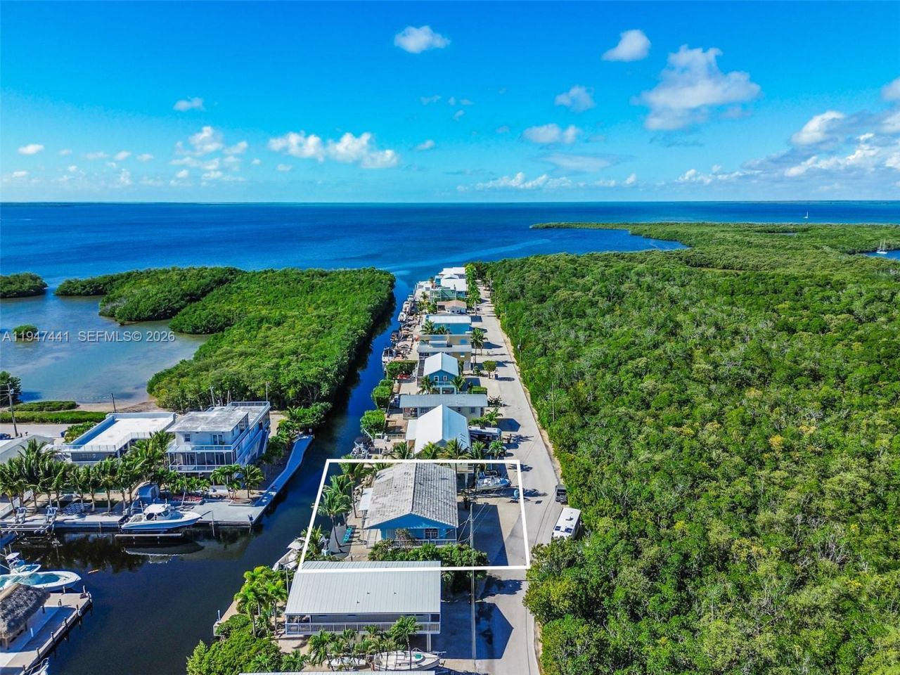 21 Mangrove Ln, Key Largo, FL 33037 Photo