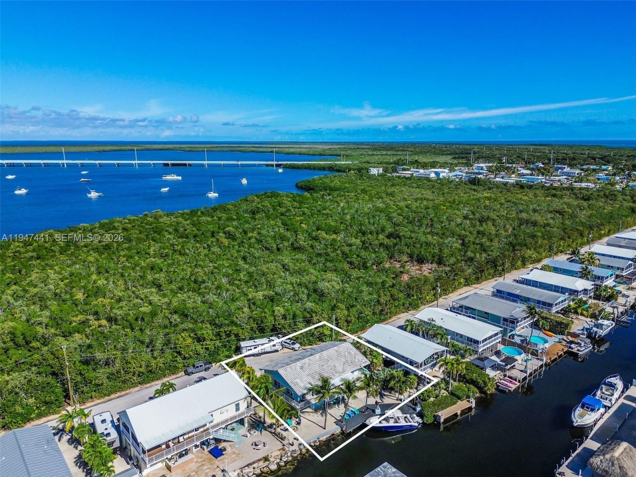 21 Mangrove Ln, Key Largo, FL 33037 Photo