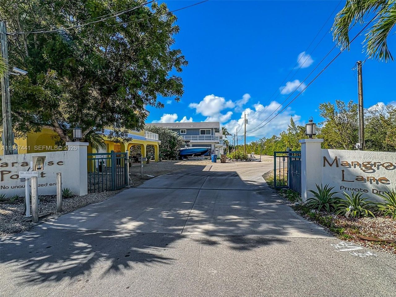 21 Mangrove Ln, Key Largo, FL 33037 Photo