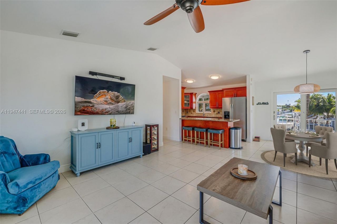 21 Mangrove Ln, Key Largo, FL 33037 Photo