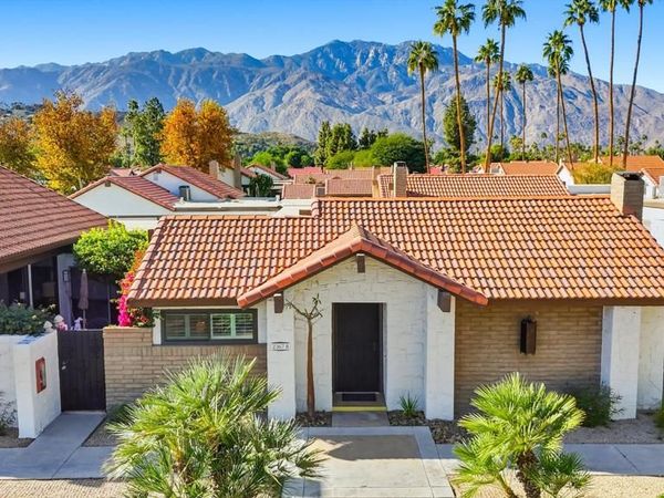 2367 S Gene Autry Trail, Unit B, Palm Springs, CA 92264