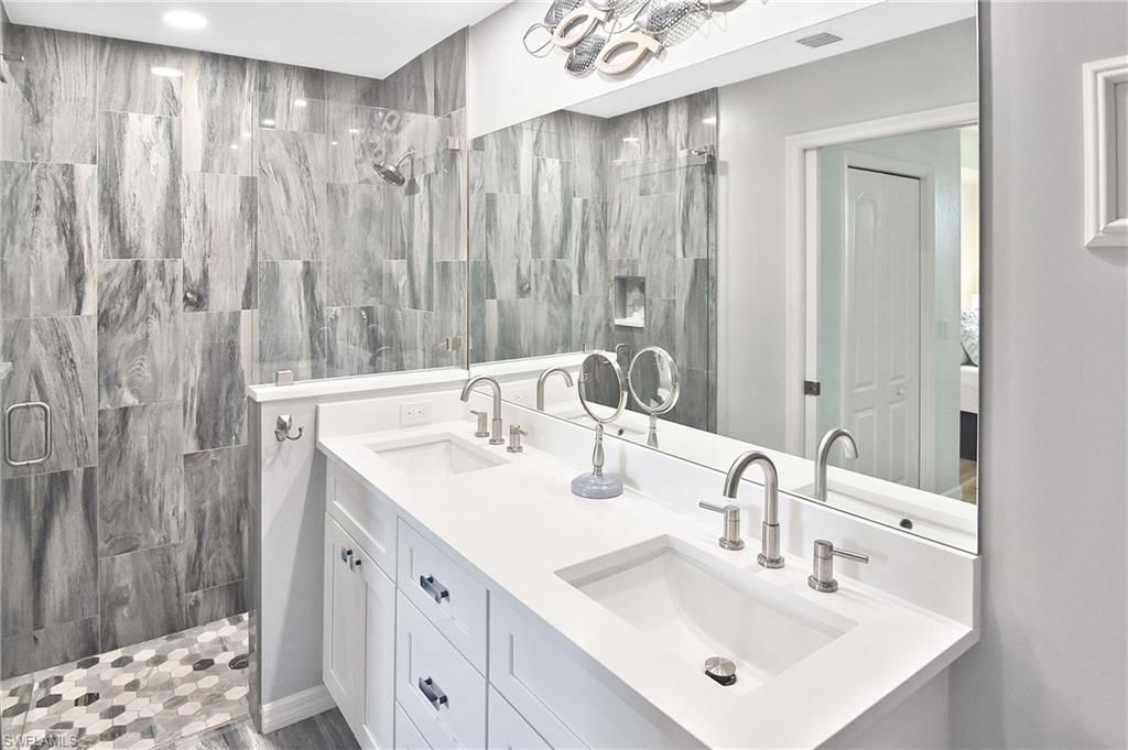 10275 Bismark Palm Way, Unit 1111, Fort Myers, FL 33966 Photo