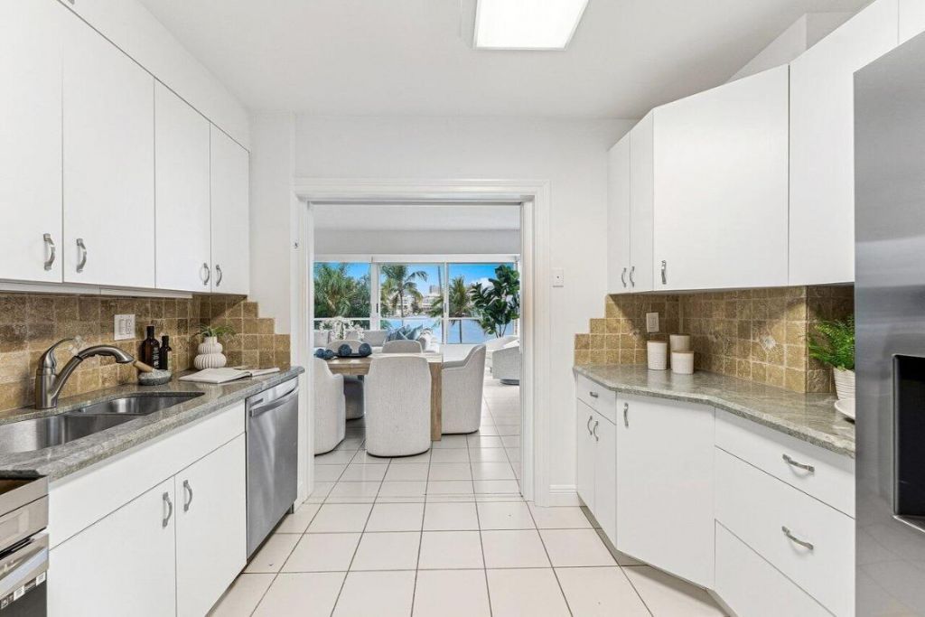 44 Cocoanut Row, Unit 120b, Palm Beach, FL 33480 Photo