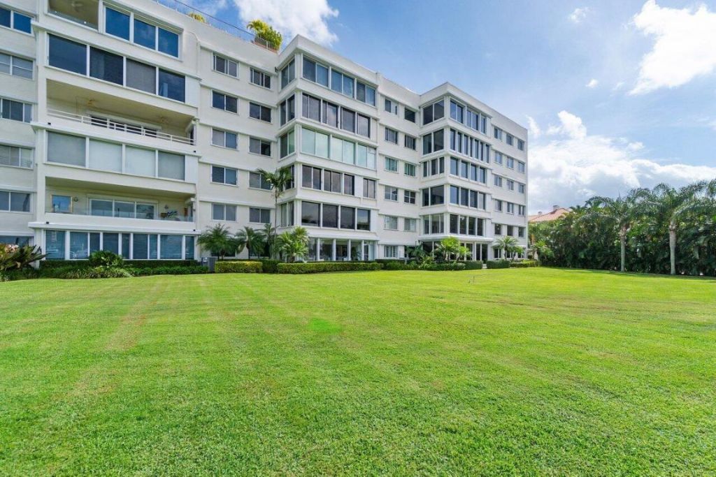 44 Cocoanut Row, Unit 120b, Palm Beach, FL 33480 Photo