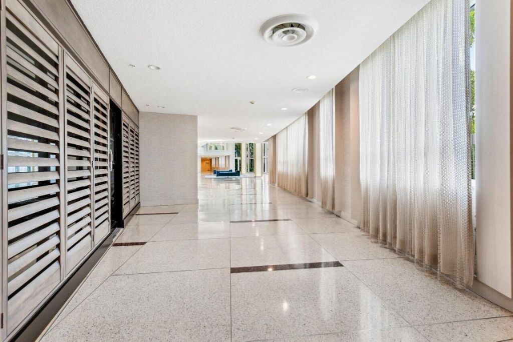 44 Cocoanut Row, Unit 120b, Palm Beach, FL 33480 Photo