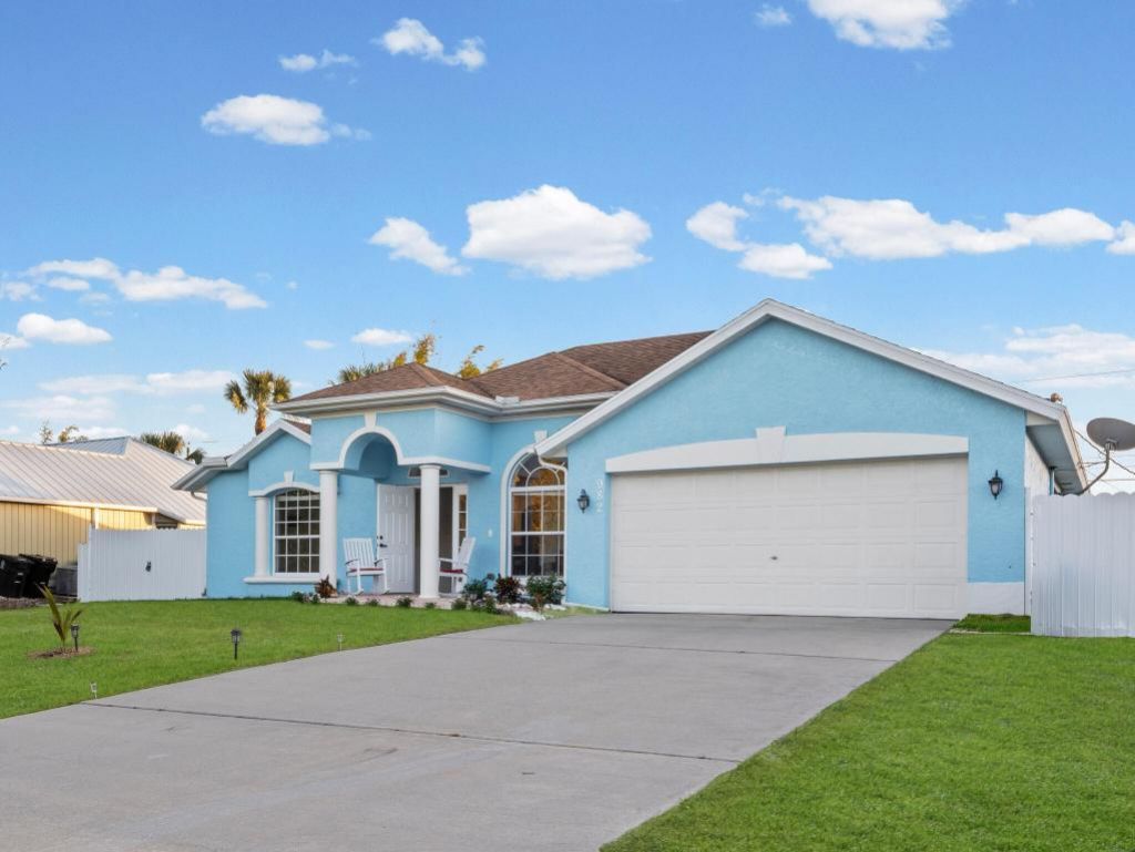 982 SW Worcester Lane, Port Saint Lucie, FL 34953 Photo