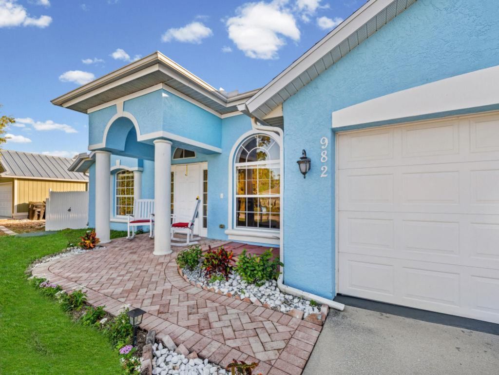 982 SW Worcester Lane, Port Saint Lucie, FL 34953 Photo